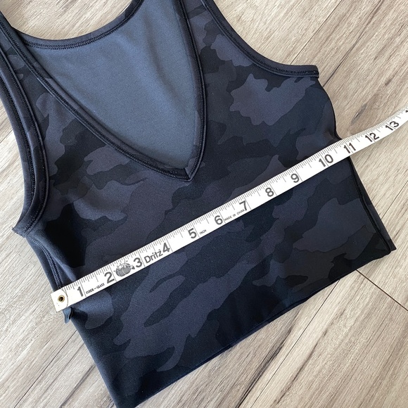 lululemon athletica Power Pivot Everlux Reversible Tank Top Black Incognito Camo - Picture 8 of 8